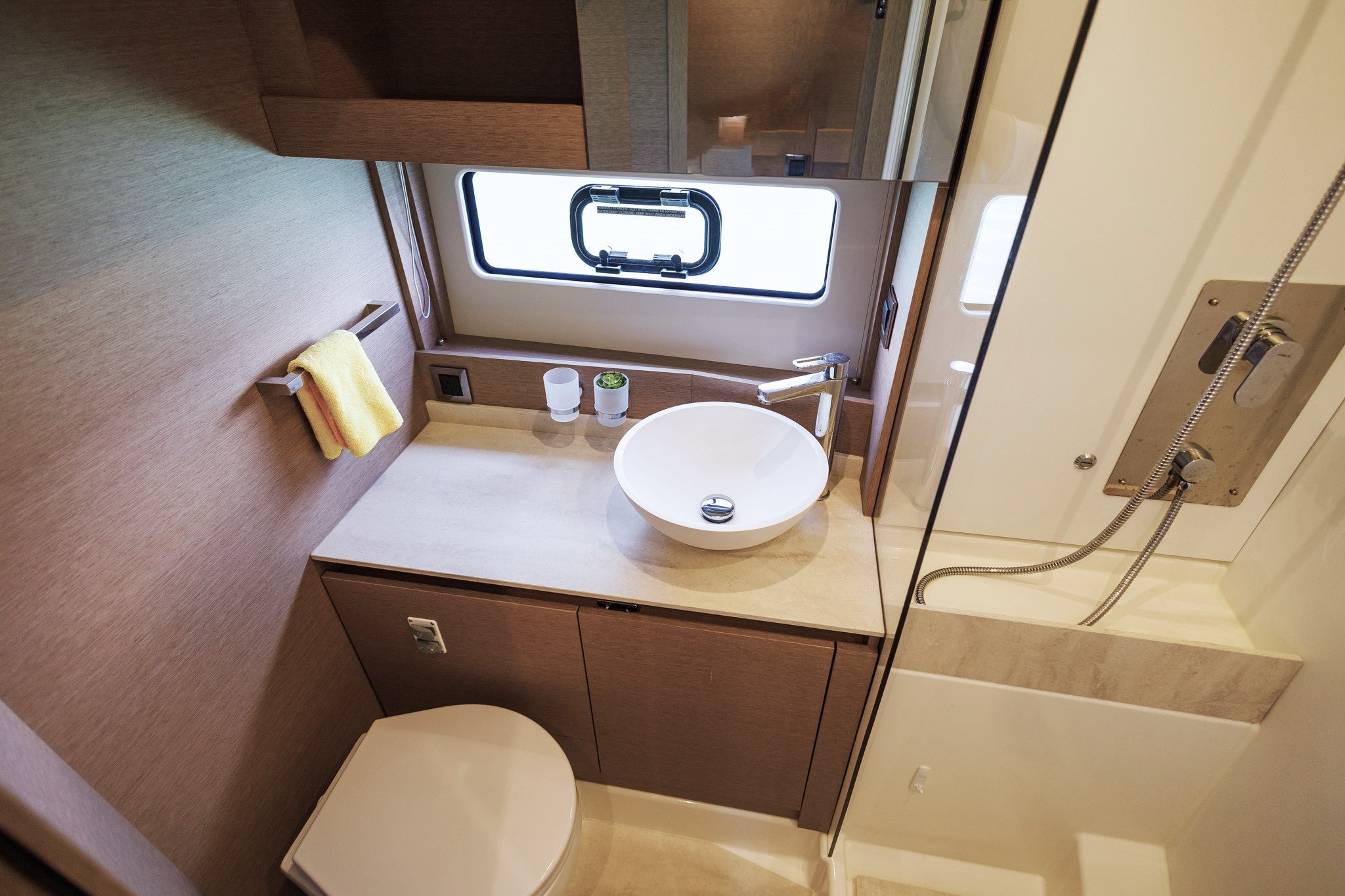 Prestige 420 Flybridge Charter - Miami
