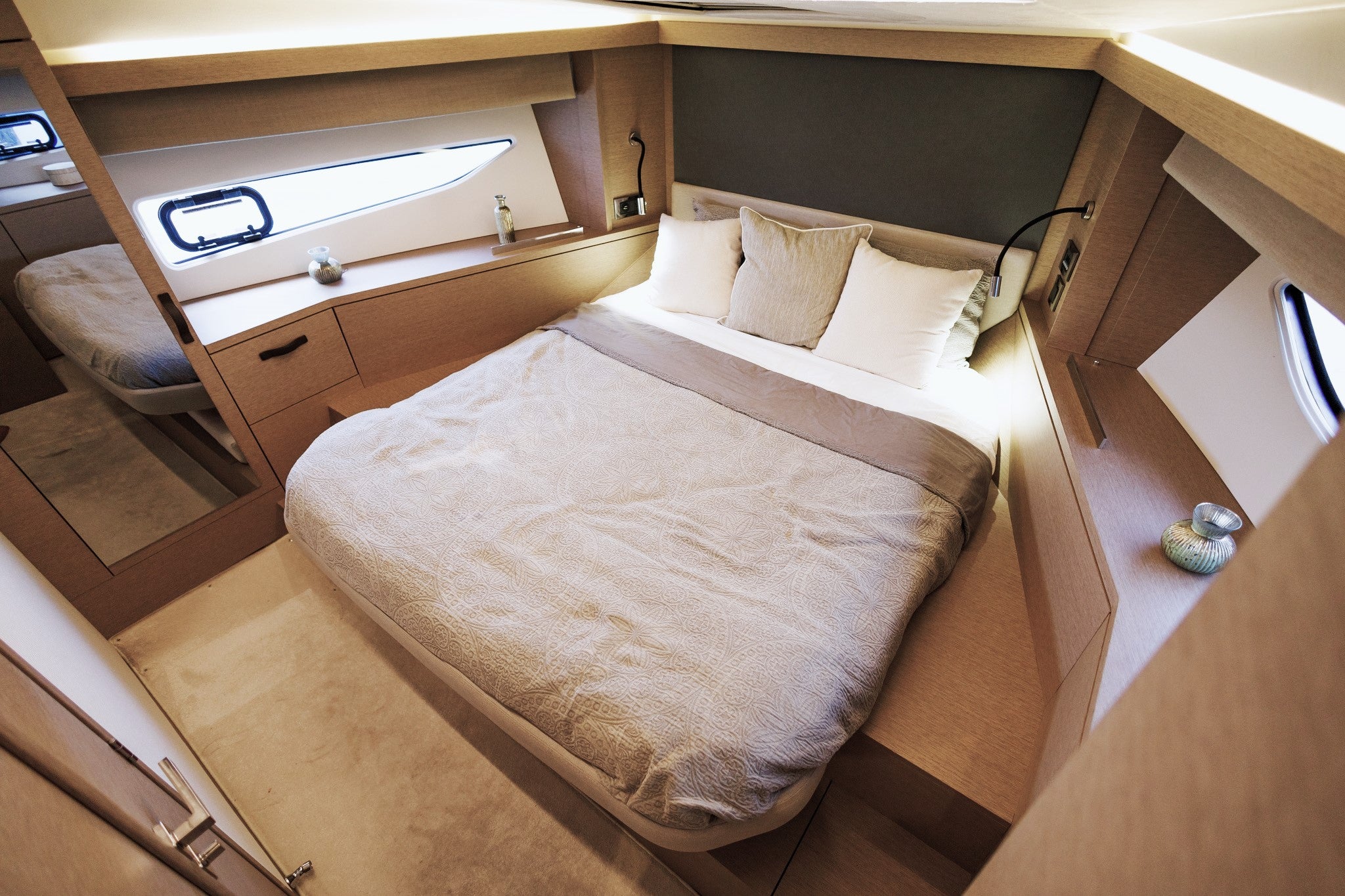 Prestige 420 Flybridge Charter - Miami