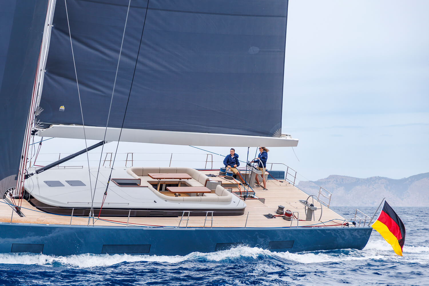 Y-8 Yacht Weekly Charter - Premium Luxury Experience