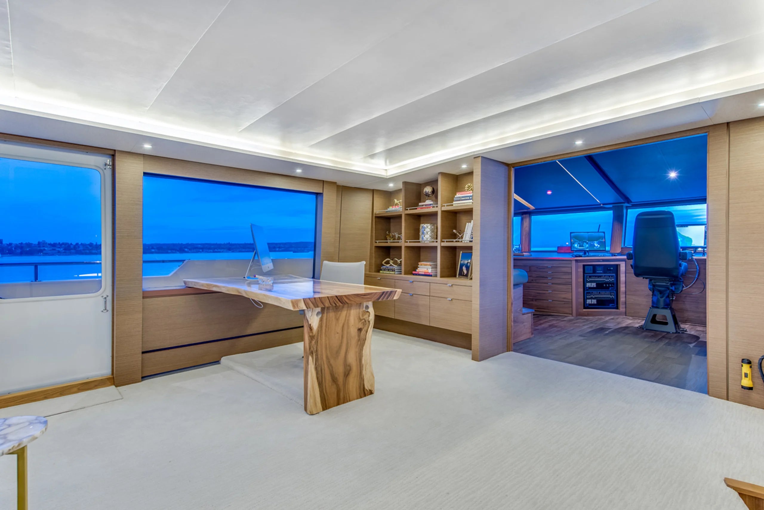 ASCENTE 112 - Luxury Alaska Charter