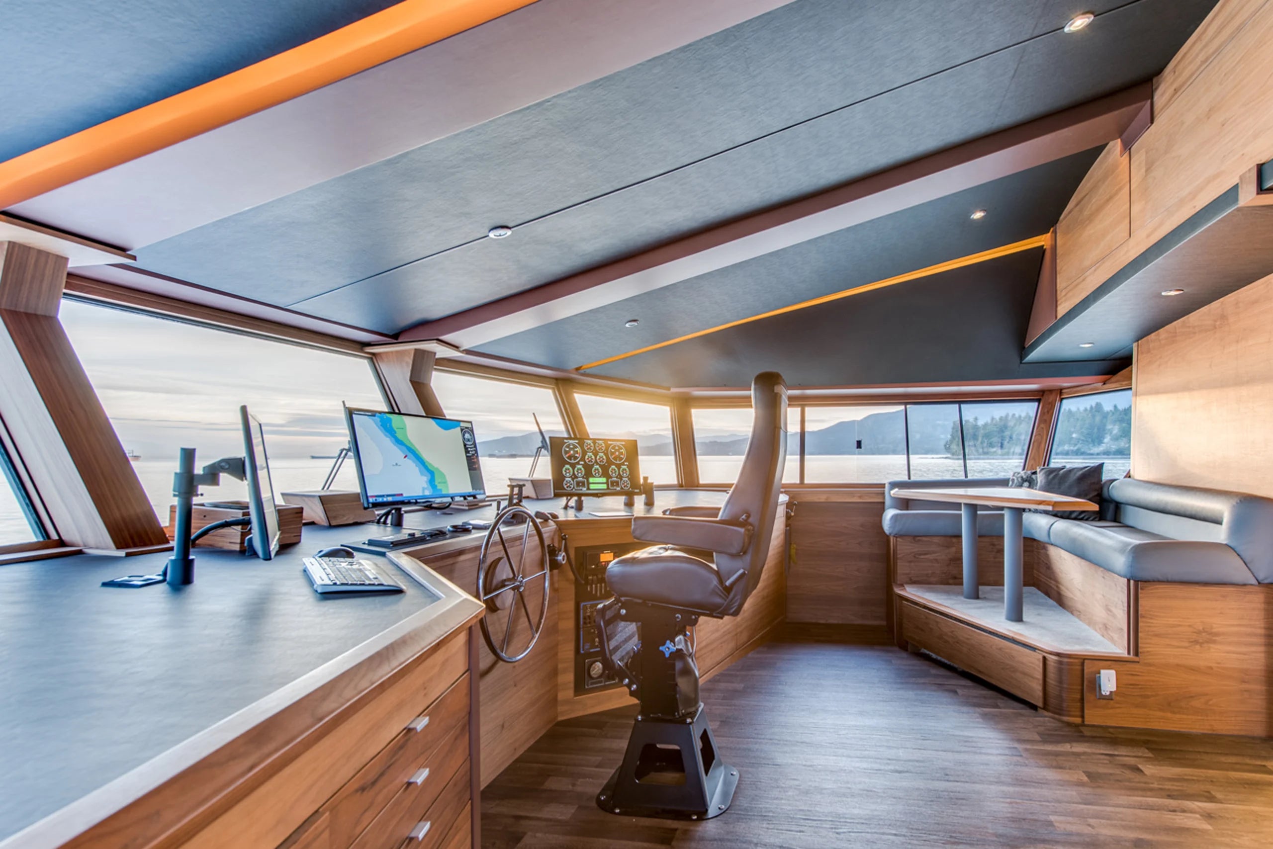 ASCENTE 112 - Luxury Alaska Charter