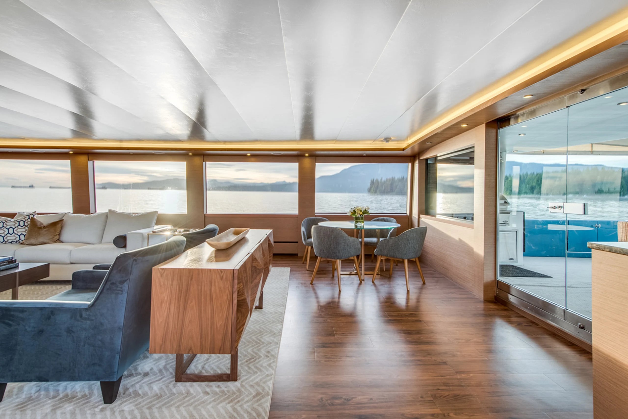 ASCENTE 112 - Luxury Alaska Charter