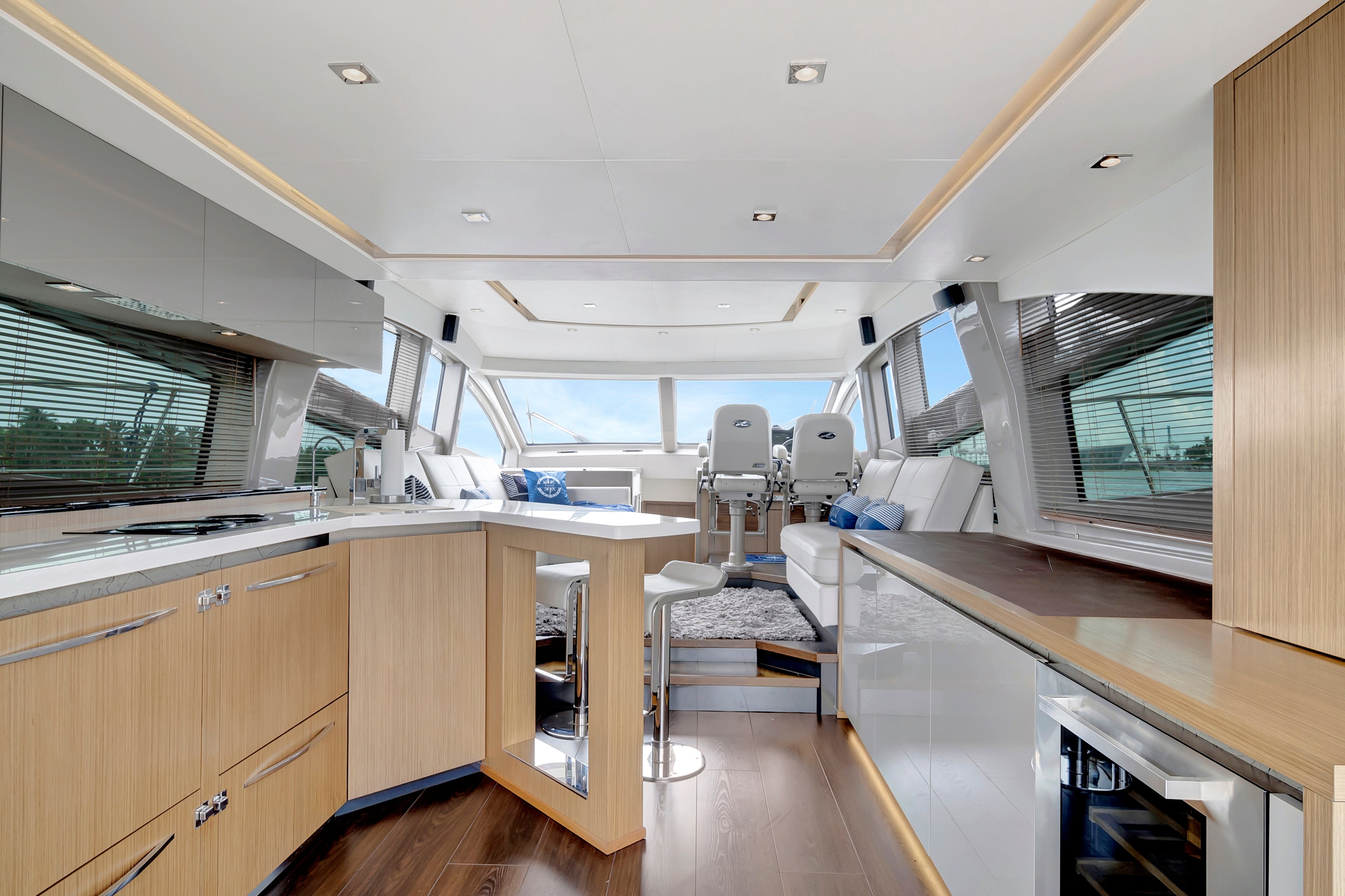 Sea Ray Sundancer 60 Charter - South Florida