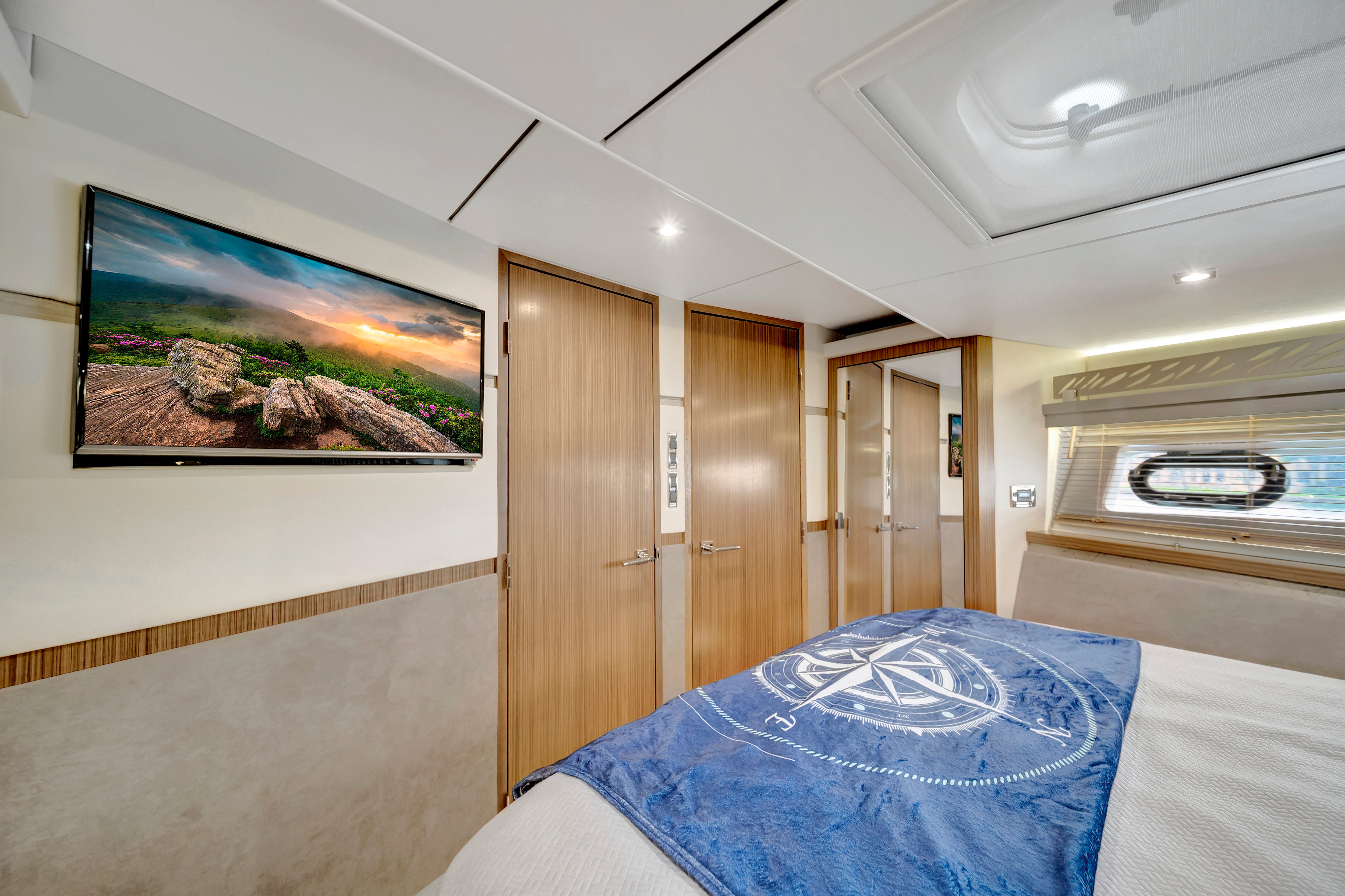 Sea Ray Sundancer 60 Charter - South Florida