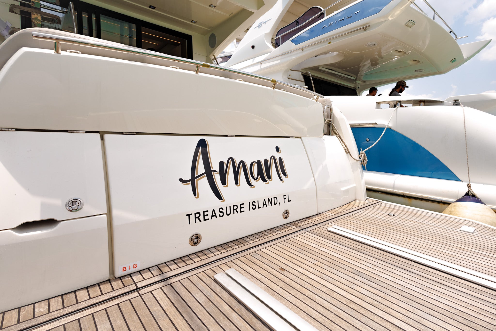 Prestige 420 Flybridge Charter - Miami
