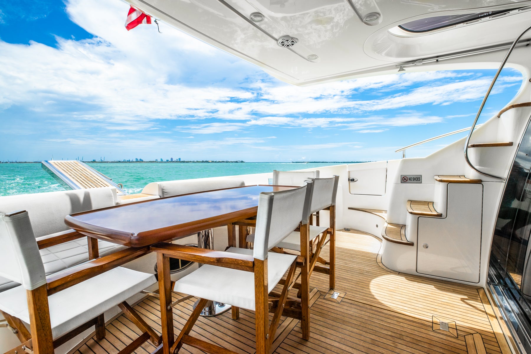 Azimut 62 Flybridge 'Alana Rose' Charter - Premium Experience