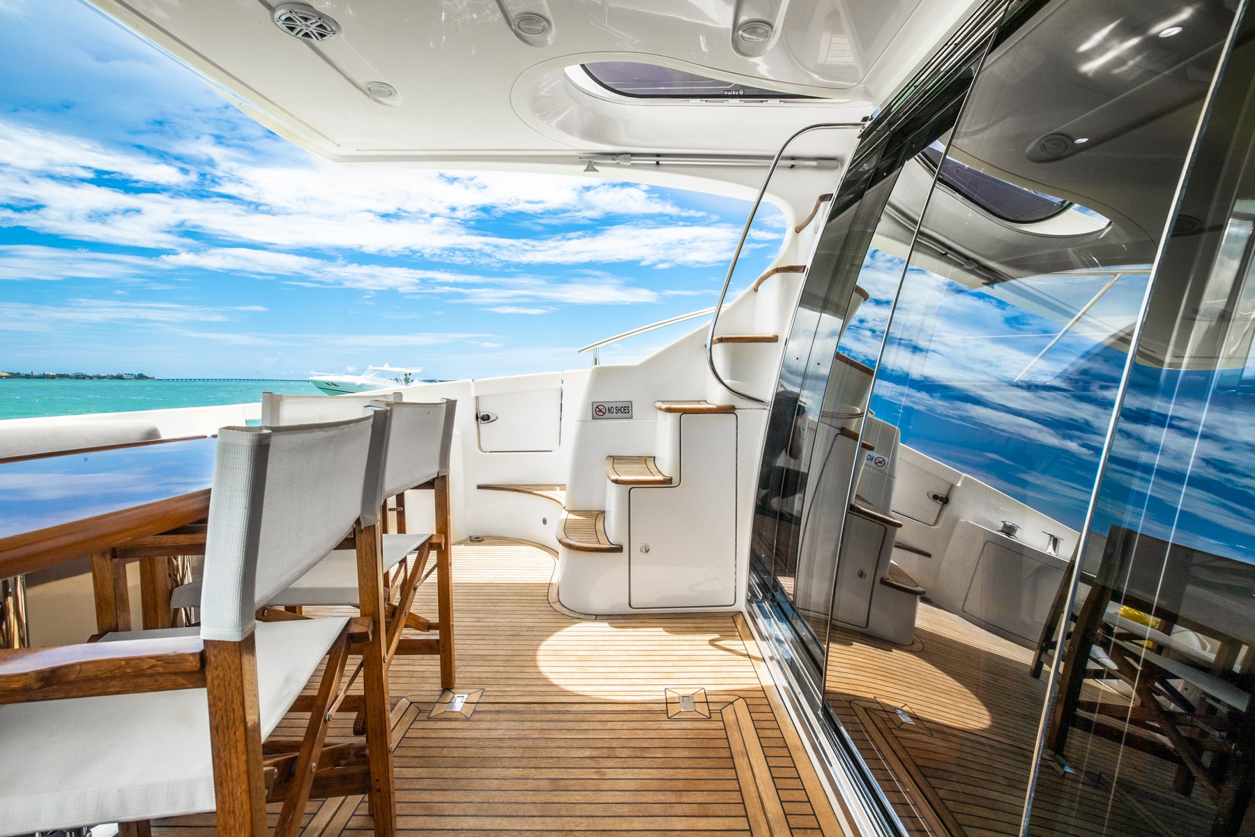 Azimut 62 Flybridge 'Alana Rose' Charter - Premium Experience