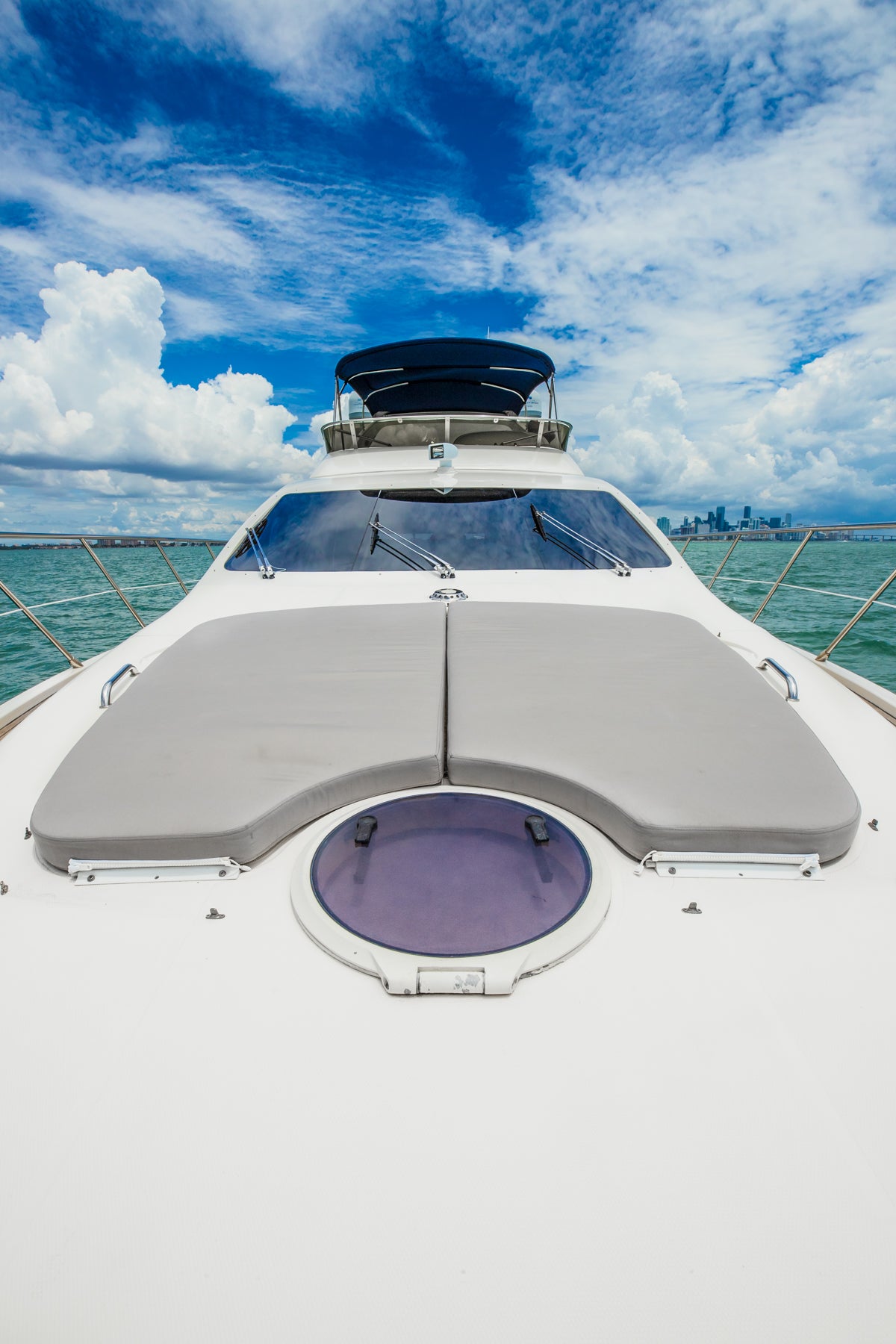 Azimut 62 Flybridge 'Alana Rose' Charter - Premium Experience