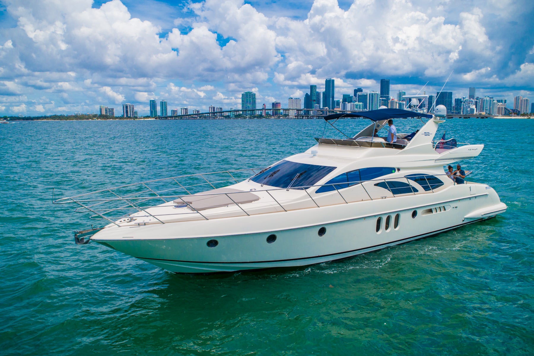 Azimut 62 Flybridge 'Alana Rose' Charter - Premium Experience