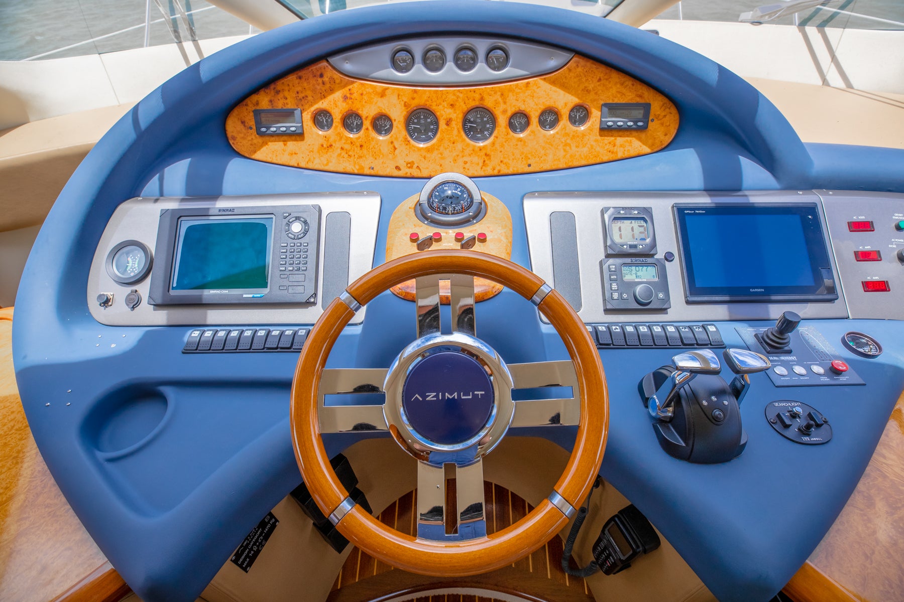 Azimut 62 Flybridge 'Alana Rose' Charter - Premium Experience