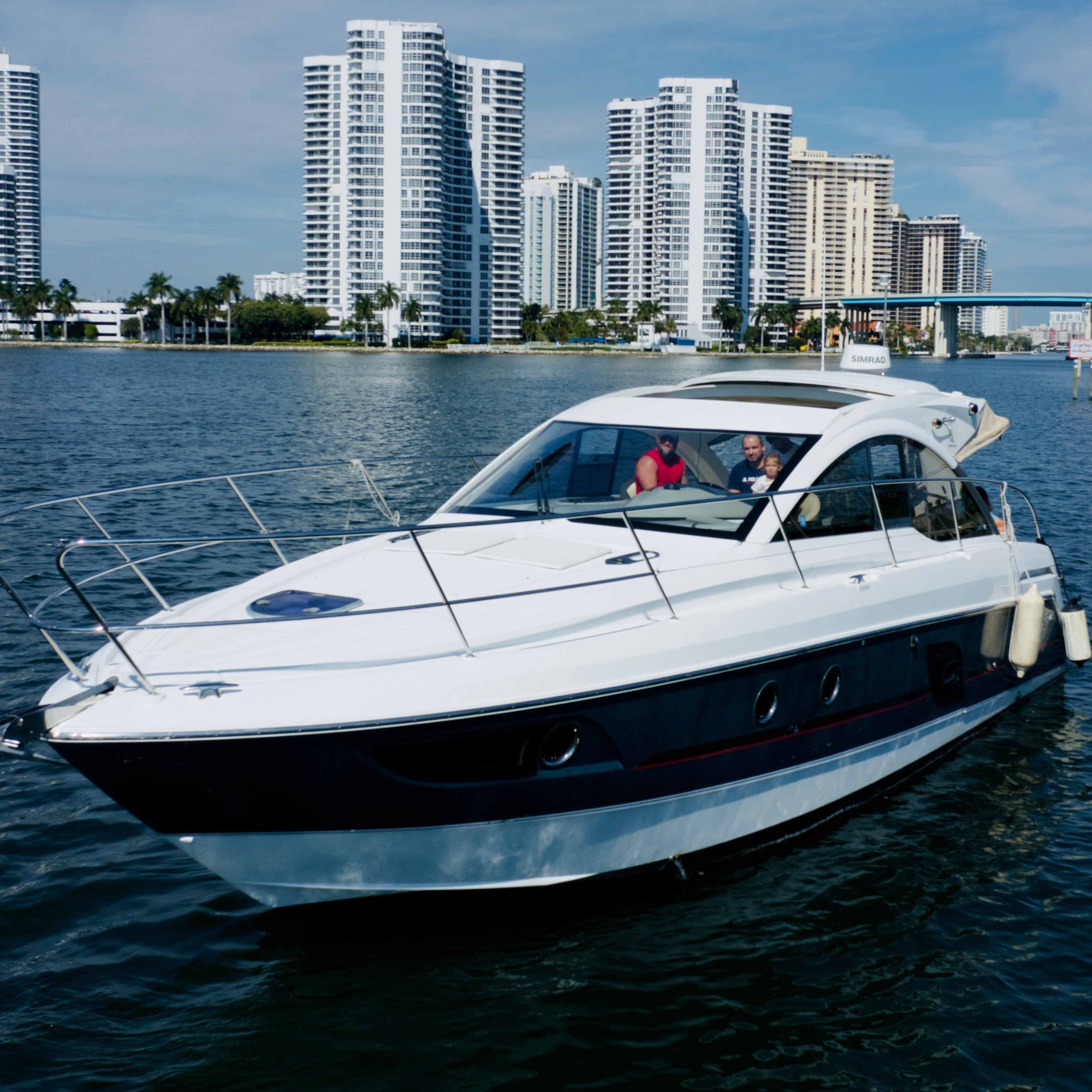Beneteau Grand Turismo 38 Charter - South Florida