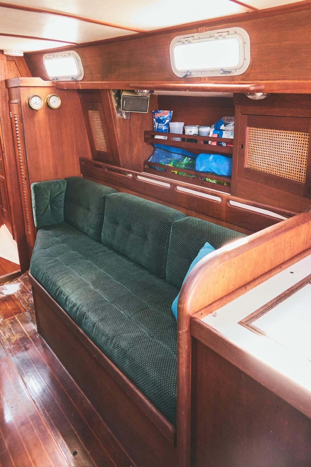 1987 Tartan 37