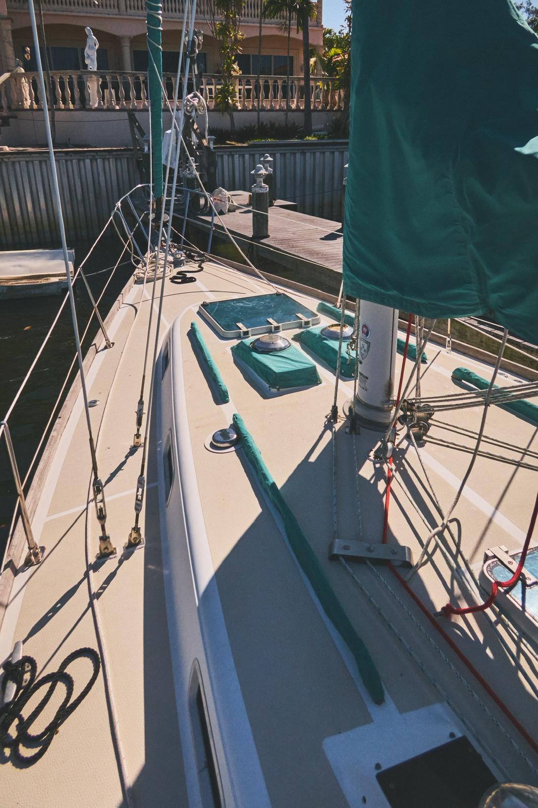 1987 Tartan 37