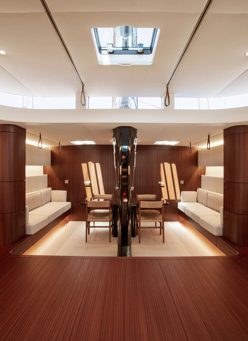 Y-8 Yacht Weekly Charter - Premium Luxury Experience