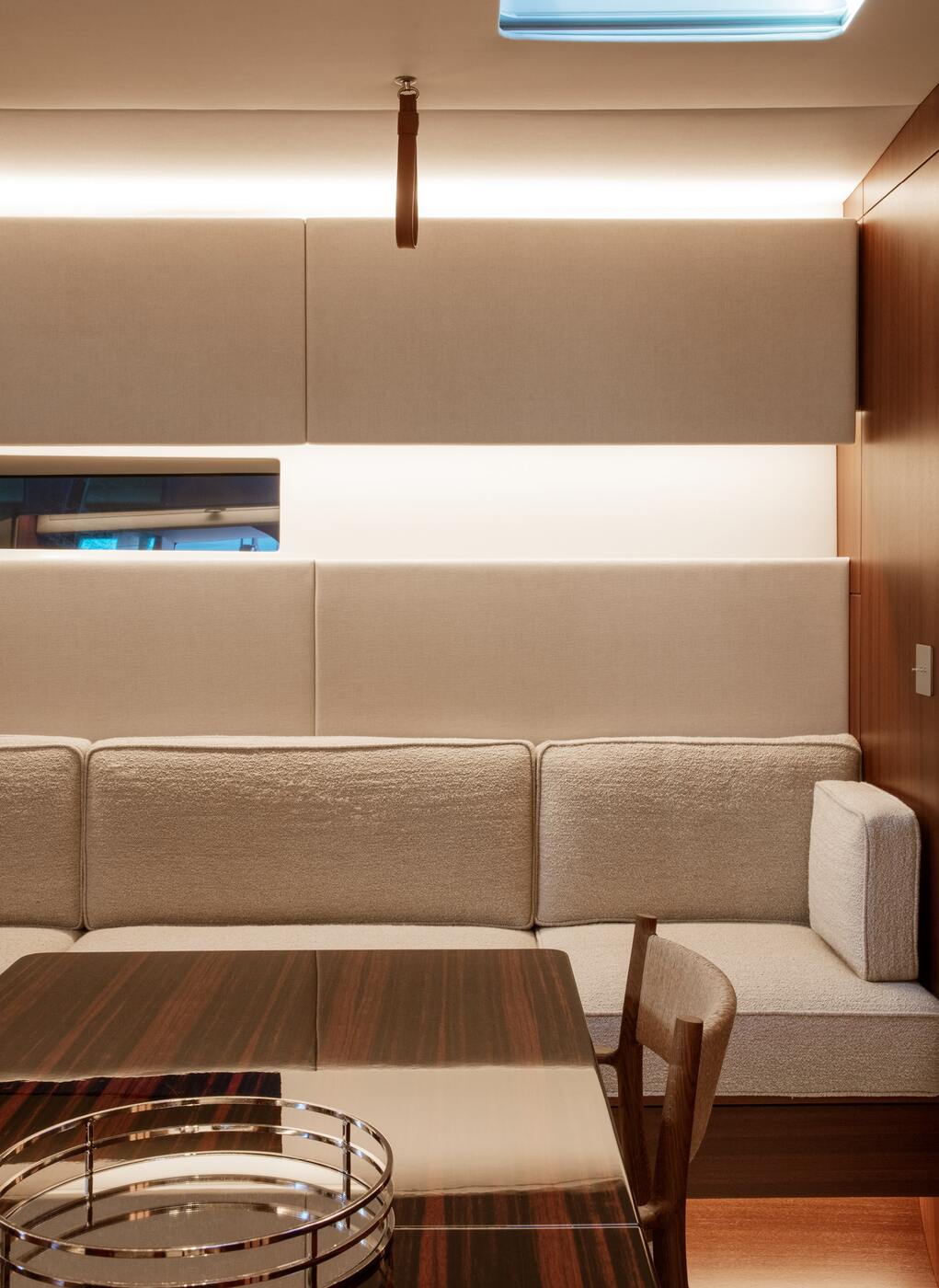 Y-8 Yacht Weekly Charter - Premium Luxury Experience